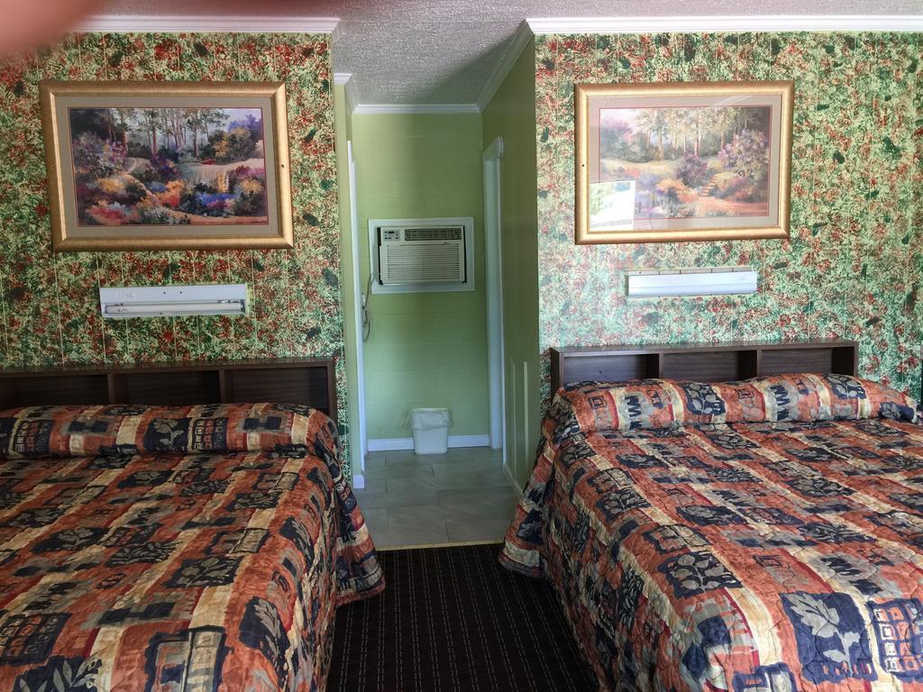 Skyland Motel Корнелія Екстер'єр фото